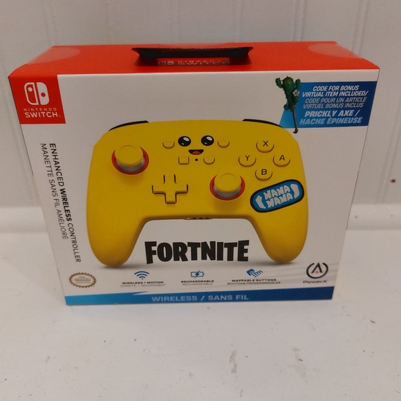 Fortnite Nintendo Switch Peely Controller bundle - Picture 4 of 5